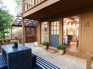 4 Hide A Way Hills Ln, Sugar Grove, OH 43155