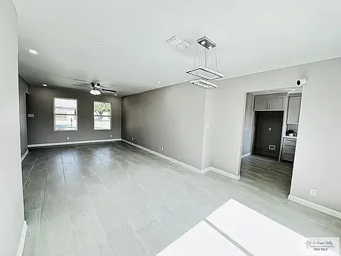 235 S Clubhouse Rd — Photo 2