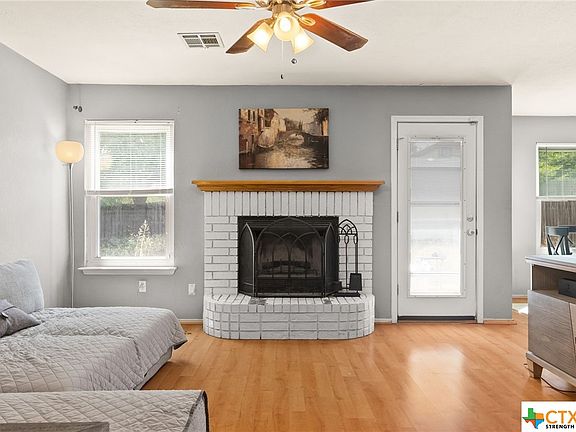 3rd image of 2213 Boland St