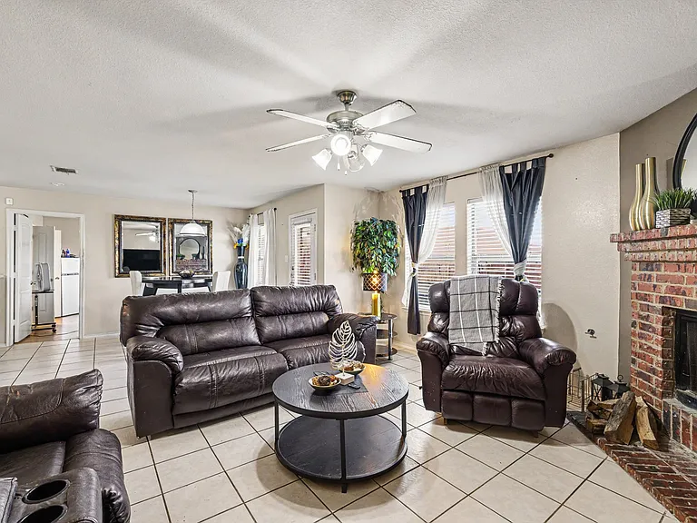3608 Dove Ln — Photo 7
