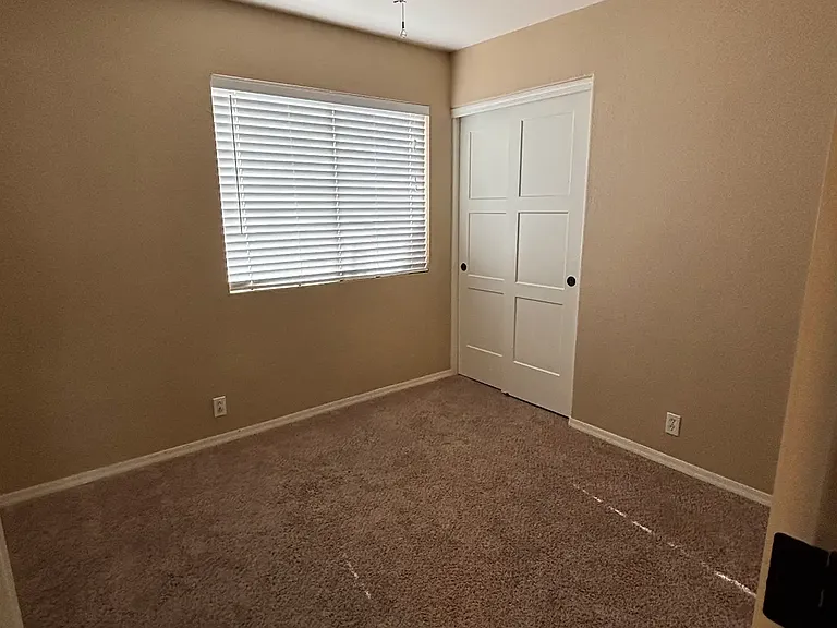 1448 E Binner Dr — Photo 13