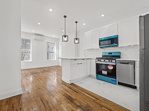 4th image of 63 Kingston Ave APT 2