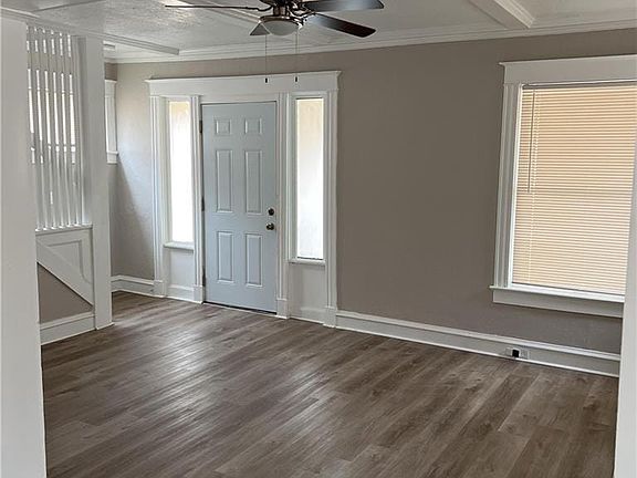 2nd image of 4132 Agnes Ave