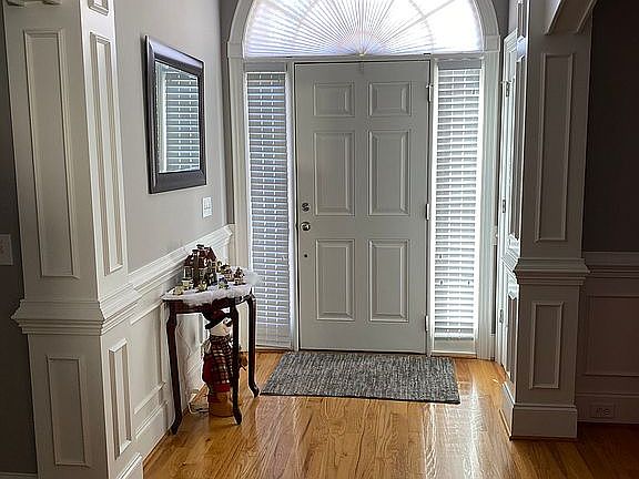 4th image of 507 Dickson Hill Cir