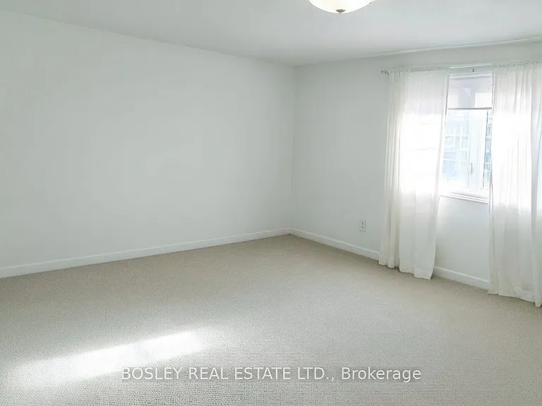 303 Humphrey St — Photo 17