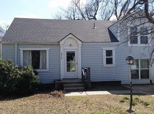 5510 NW 42nd St, Warr Acres, OK 73122