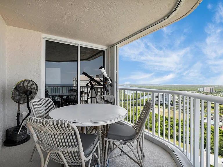 5049 N Highway A1A #1905 — Photo 24