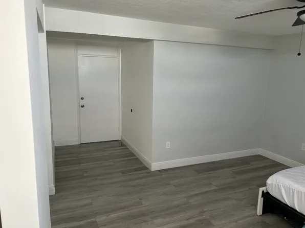 244 79th St APT 3C, Miami Beach, FL 33141