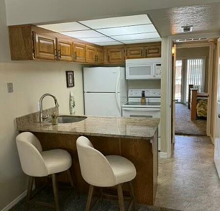 4th image of 860 S Village Rd APT Z10