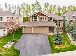 17539 Shasta Cir, Eagle River, AK 99577