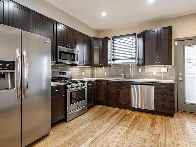 kitchen with plenty of storage - brand new dishwasher
