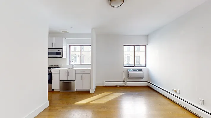 Rented by REAL New York | media 2