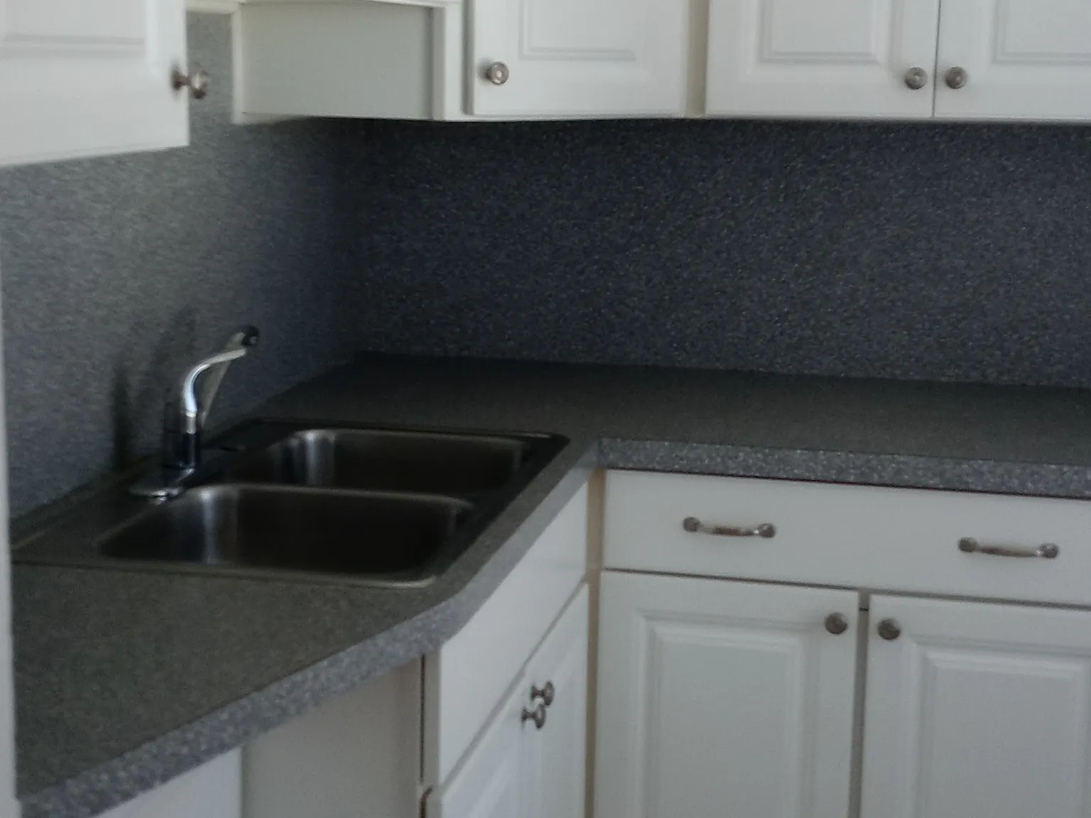 2 bed, 1000 sqft, $1,750 — Photo 1