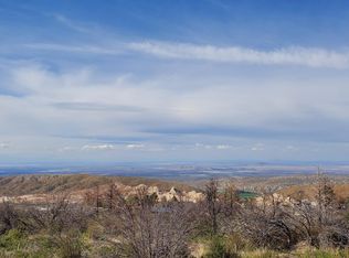 14760 Big Sky Dr, Pearblossom, CA 93553