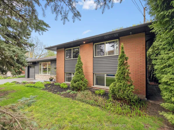 38 Balmoral Dr, Guelph, ON N1E 3N6