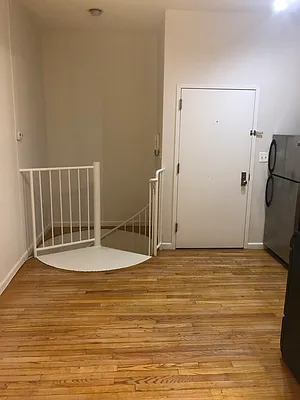 Rented by Carnegie Management Inc | media 19