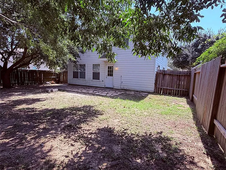 18919 Ayston Dr — Photo 24