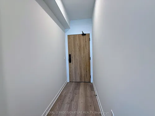 1 Fairview Rd E #1009 Photo 1