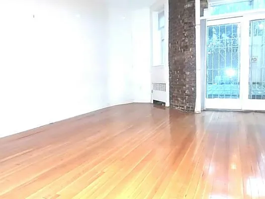 Rented by Aventana | media 50