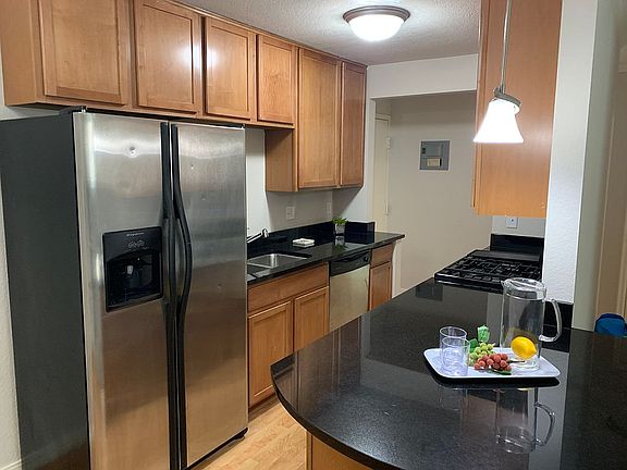 2nd image of 3120 Hennepin Ave S #104
