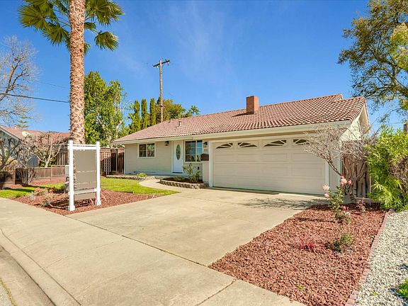 2nd image of 331 Los Padres Blvd