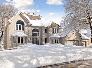 1365 Meadow Ave, Shoreview, MN 55126