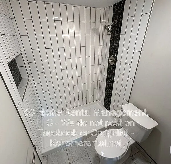 5012 Powell Ave — Photo 24
