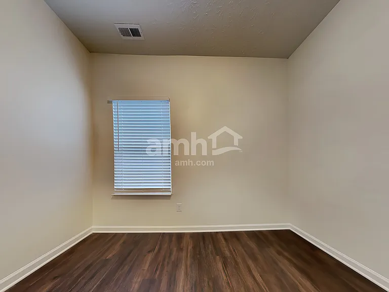1268 W Crystal Dr — Photo 13