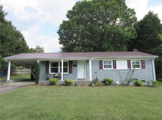 1275 Mays Chapel Church Rd, Newton, NC 28658