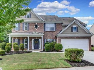 8 Crowflock Ct, Simpsonville, SC 29680