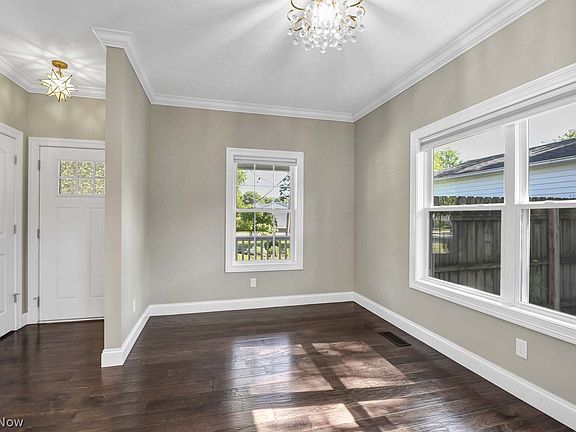 3rd image of 25815 Eaton Way