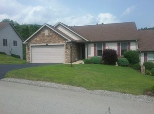 32 Wolf Run Dr, Indiana, PA 15701