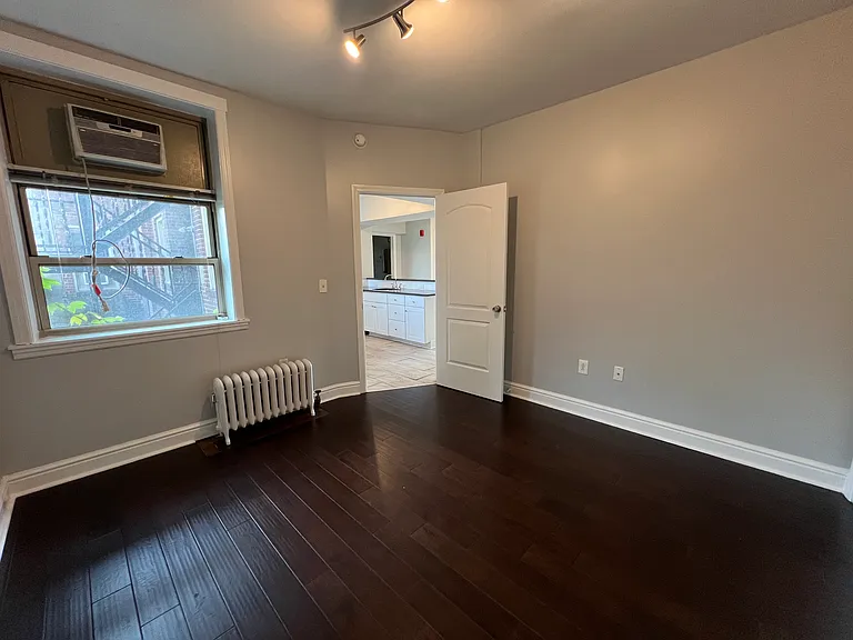 5721 Elwood #C2
