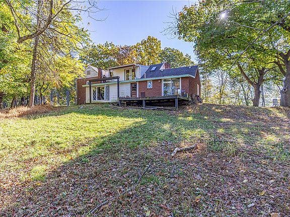 2nd image of 2035 Aurora Dr