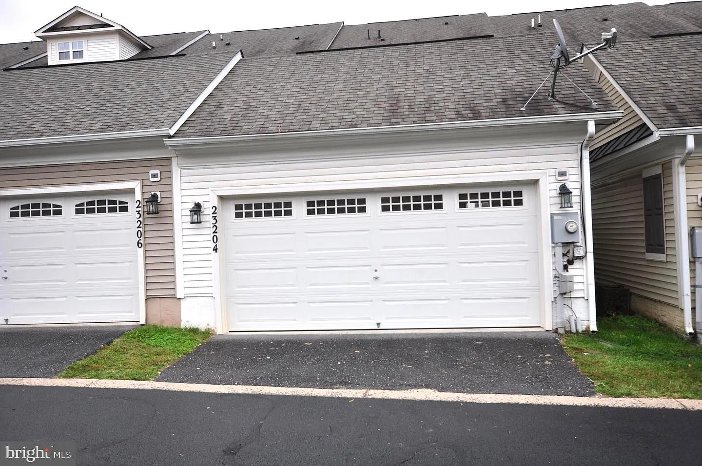 23204 Rainbow Arch Dr photo 1