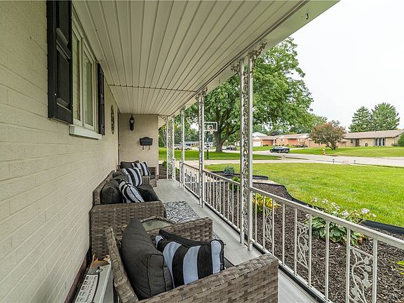 4th image of 504 Parkway Dr