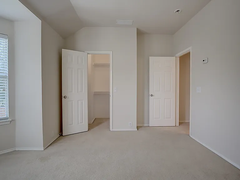 2609 Monroe Dr — Photo 30
