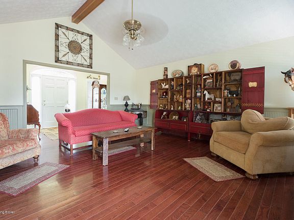 5th image of 3190 Southville Pike