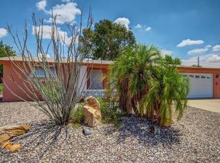 843 N 67th Pl, Mesa, AZ 85205