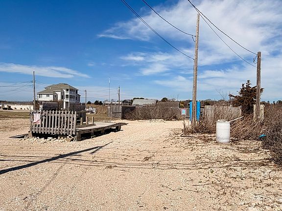 2nd image of 49 East Beach Rd