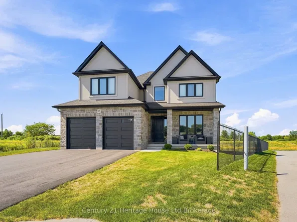 18 Thompson Ct, Tillsonburg, ON N4G 0L3