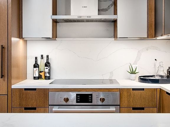 5th image of 420 E 54th St APT 2706