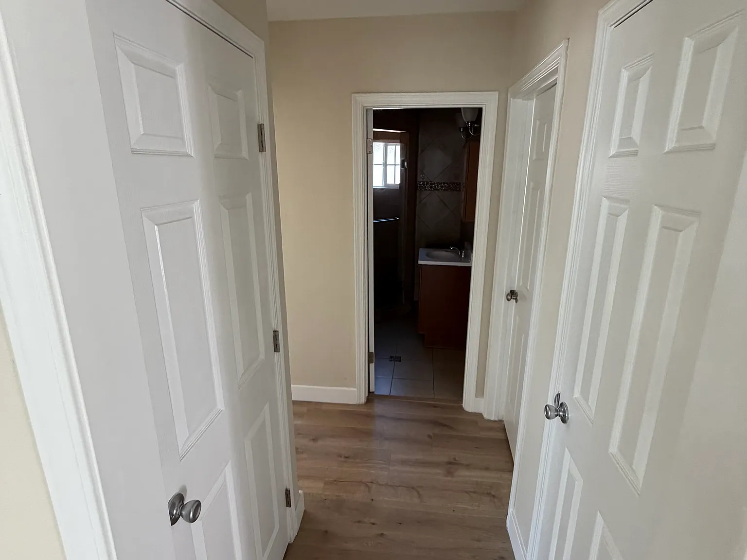 3 bed, 945 sqft, $2,600 — Photo 4