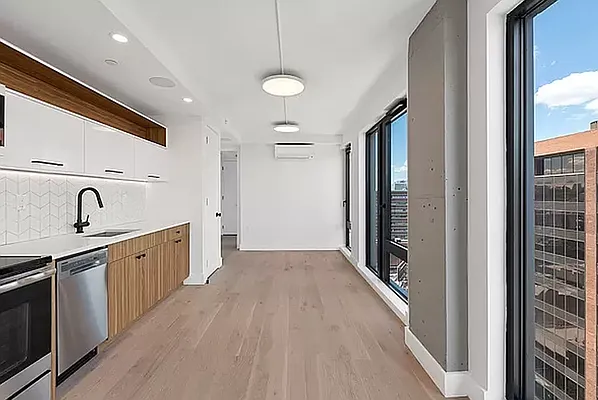 Rented by REAL New York | media 17