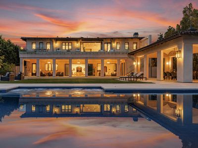 11782 Southampton Ct, Beverly Hills, CA, 90077