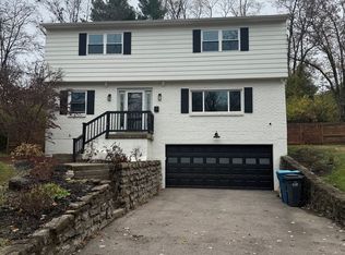 7800 Hosbrook Rd, Cincinnati, OH 45243