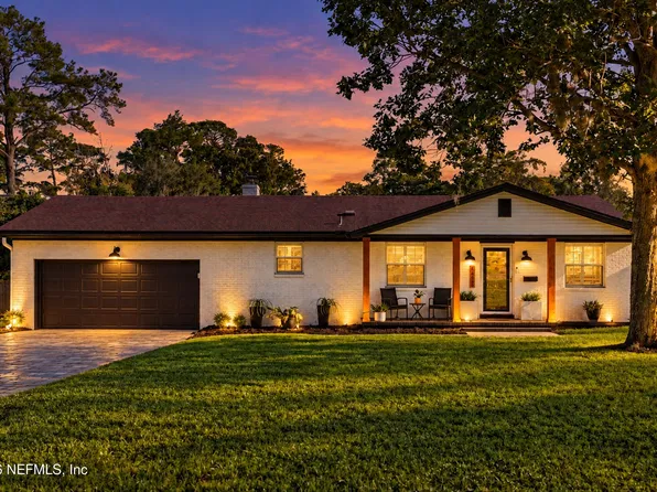 2432 CEDAR SHORES Circle, Jacksonville, FL 32210