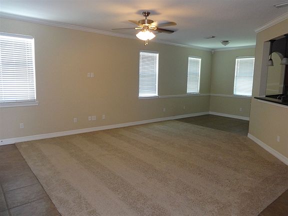 2nd image of 636 29th Ave N #0