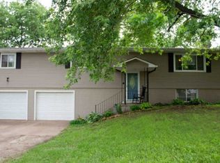 4831 SE 45th St, Tecumseh, KS 66542
