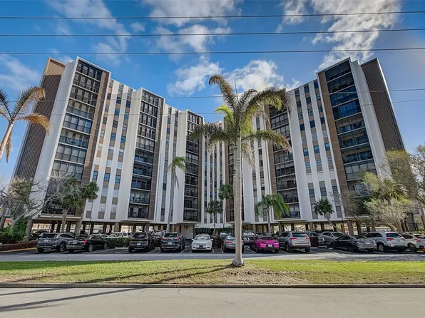 10355 Paradise Blvd APT 814, Treasure Island, FL 33706